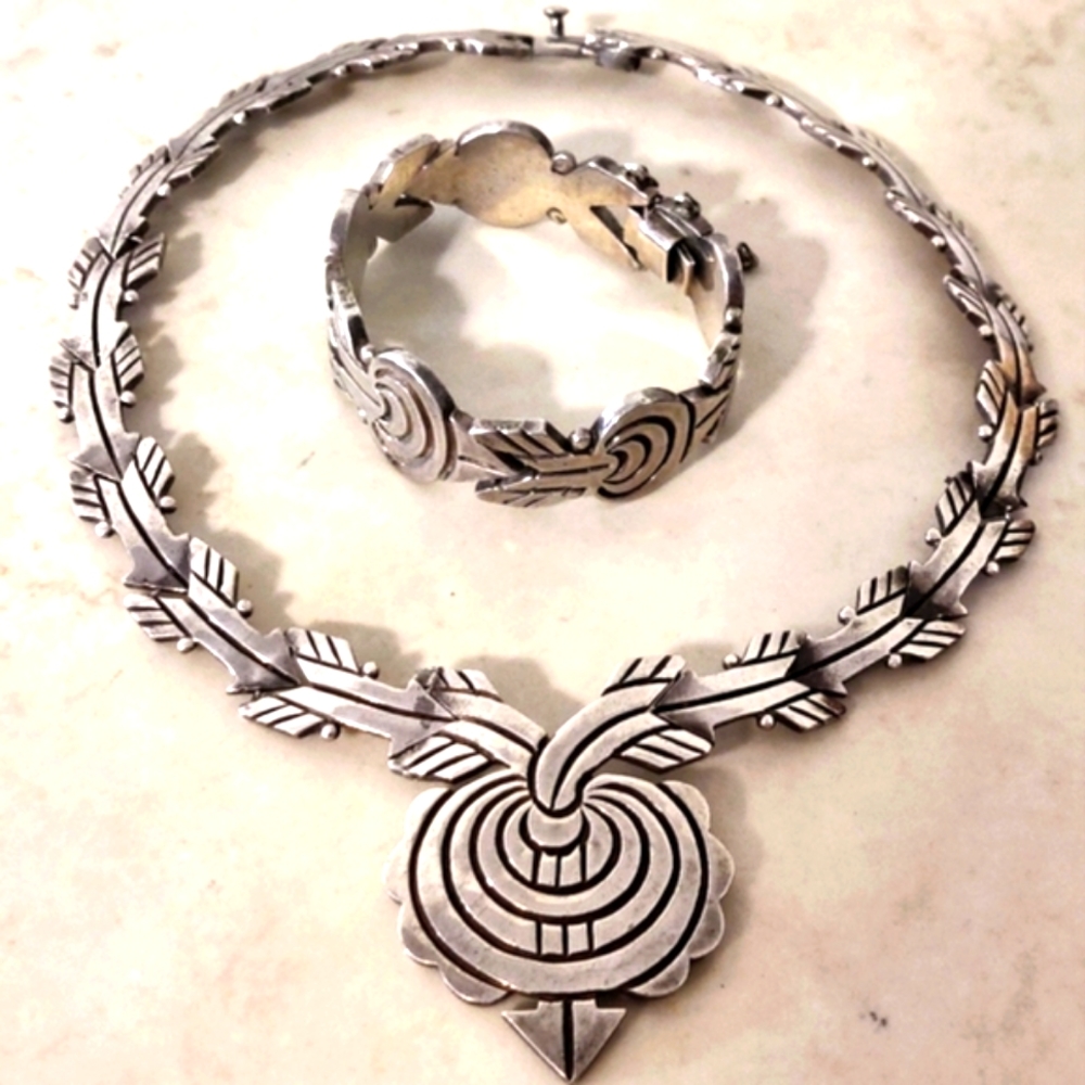 Massive Southwestern Arrow & Target Sterling Silver Necklace & Bracelet Set